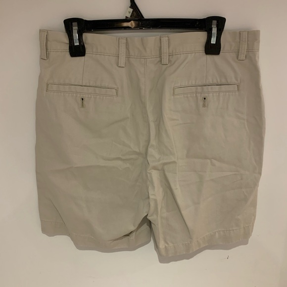 Amazon basic shorts size 32 - Picture 4 of 7
